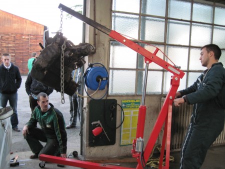 M. Metrot surveille les opérations... Rassurée.JPG